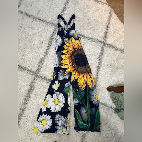 Floral Sunflower Overalls Romper - Picture 6 of 6